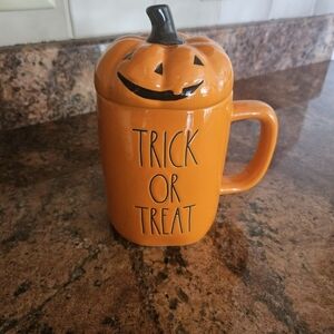 Rae Dunn Vibrant Orange Mug with Pumpkin Lid